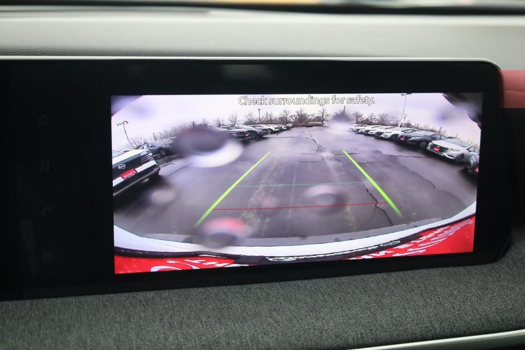 Nissan Kicks Vehicle Image 14