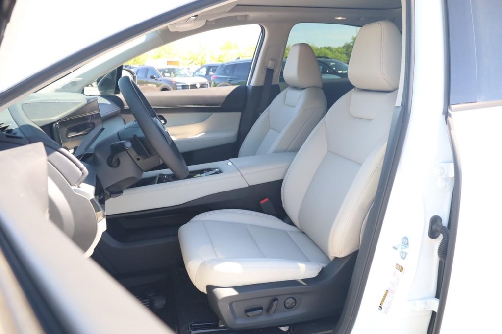 Nissan Murano Vehicle Image 08