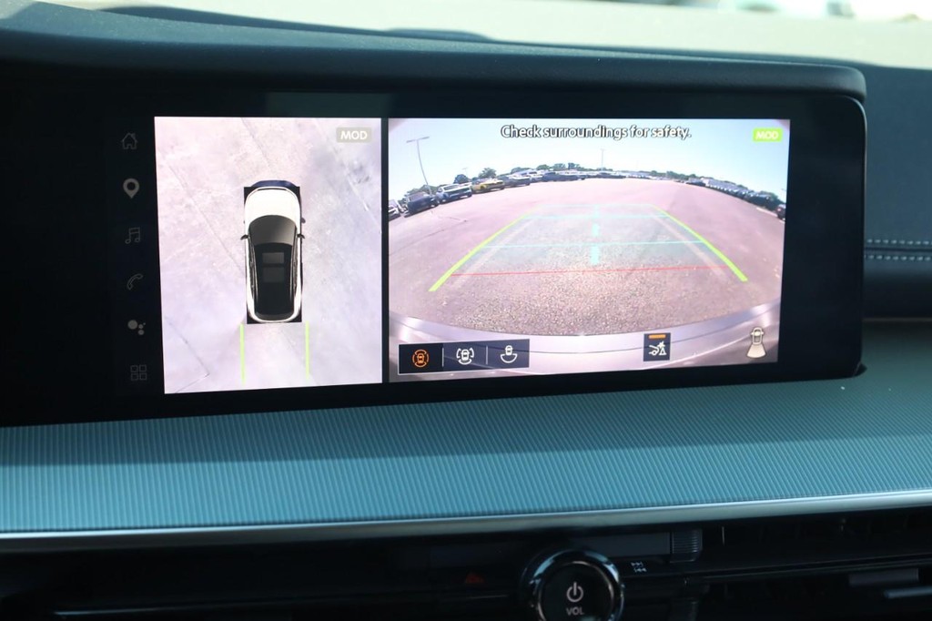 Nissan Murano Vehicle Image 12