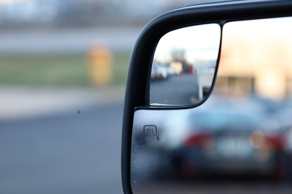 Ford Explorer Vehicle Image 20