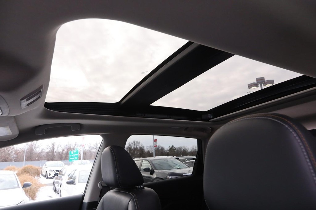 Nissan Murano Vehicle Image 09