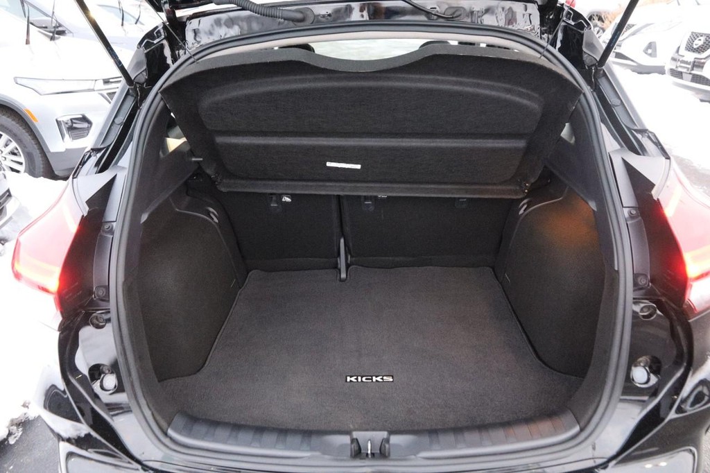 Nissan Murano Vehicle Image 22