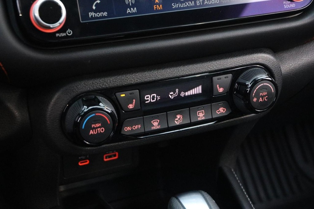 Nissan Murano Vehicle Image 31