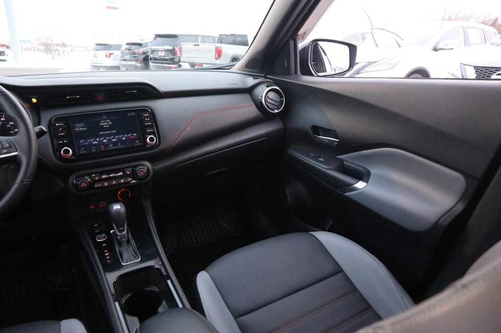 Nissan Murano Vehicle Image 38