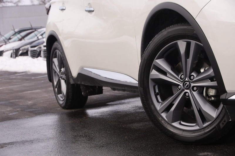 Nissan Murano Vehicle Image 03