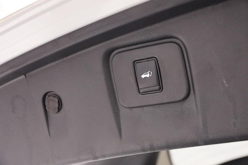 Nissan Murano Vehicle Image 08