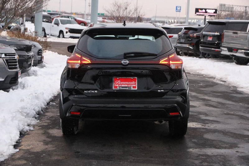 Nissan Murano Vehicle Image 21