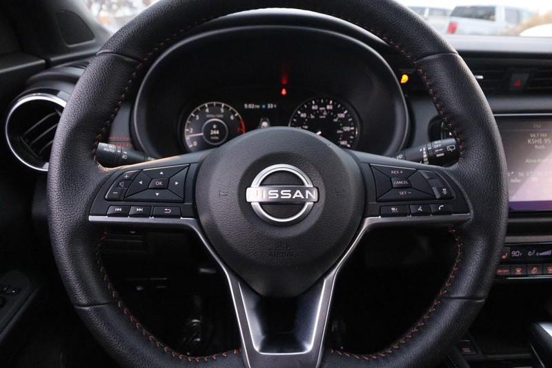 Nissan Murano Vehicle Image 25