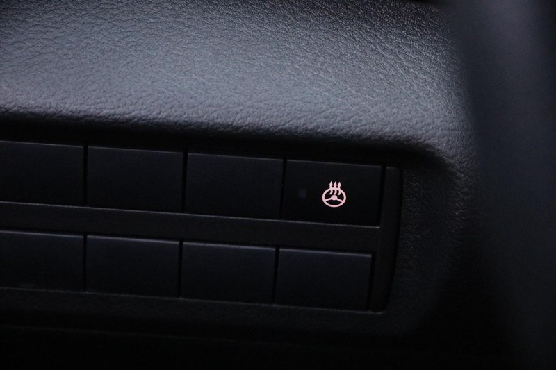 Nissan Murano Vehicle Image 33