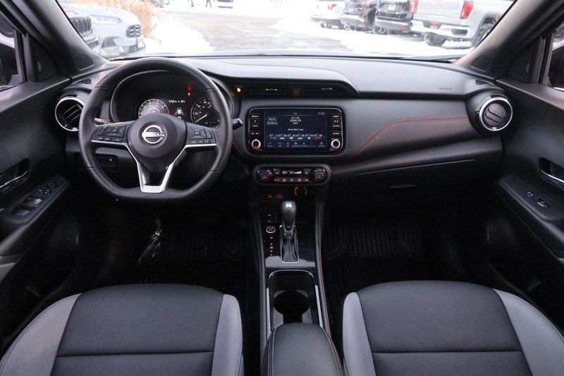 Nissan Murano Vehicle Image 34