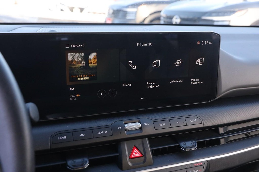 Kia K4 Vehicle Image 16