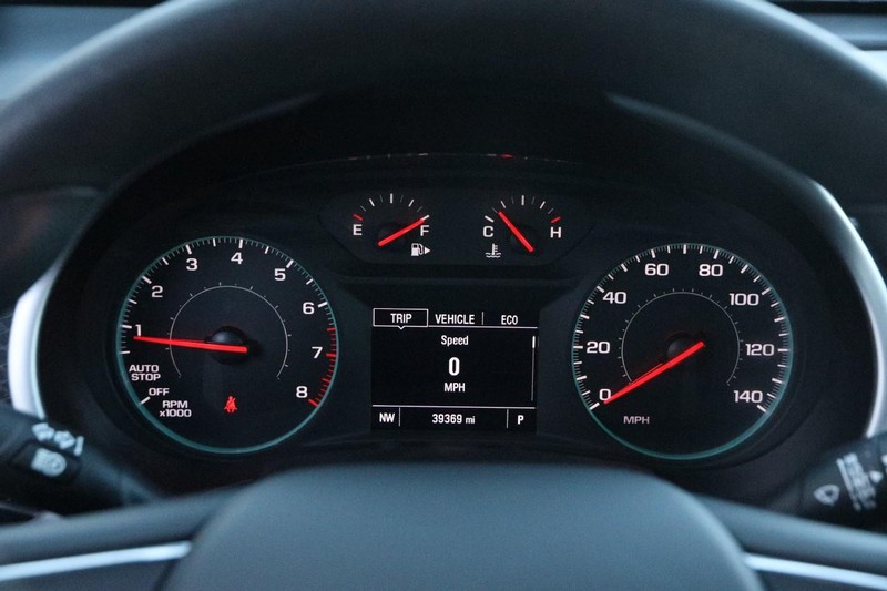 Chevrolet Malibu Vehicle Full-screen Gallery Image 13