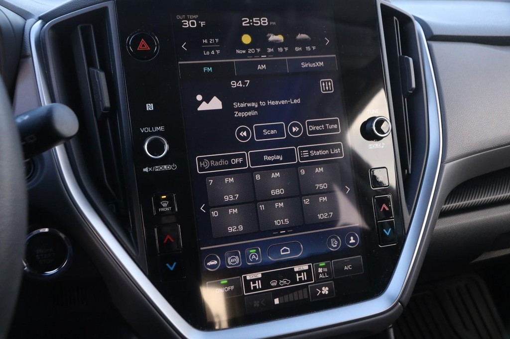 Subaru Crosstrek Vehicle Image 18