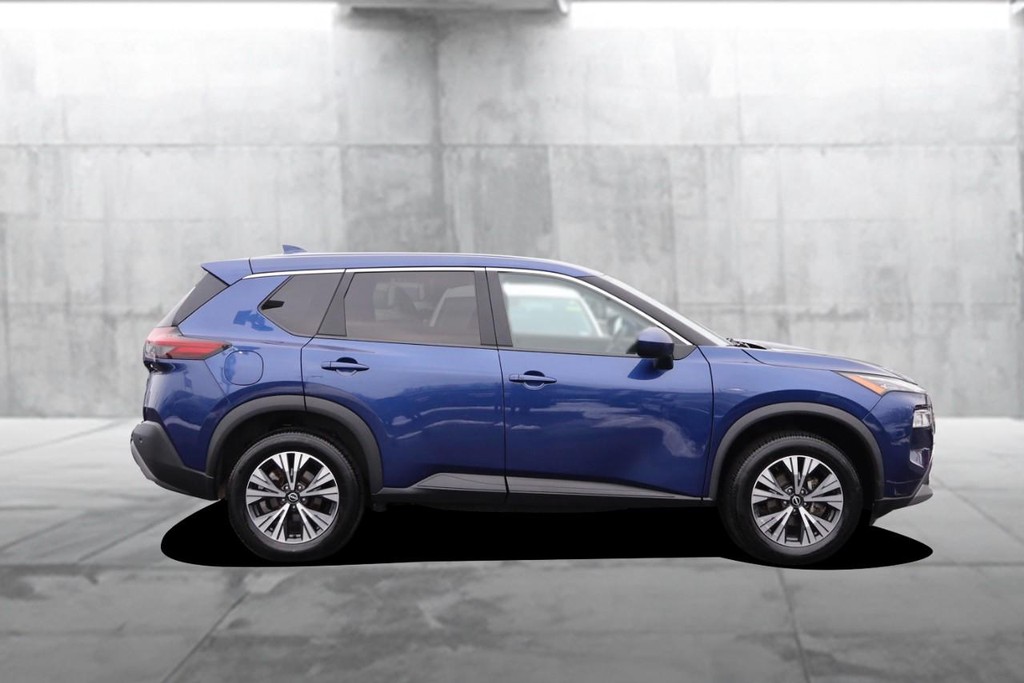 Nissan Rogue Vehicle Image 05