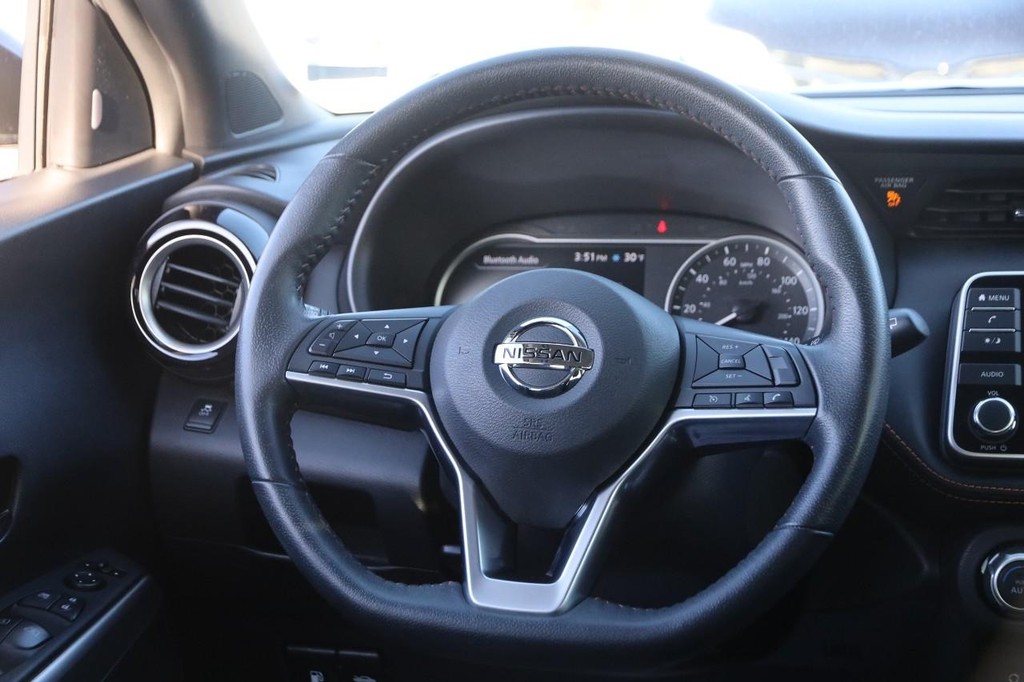 Nissan Kicks Vehicle Image 20