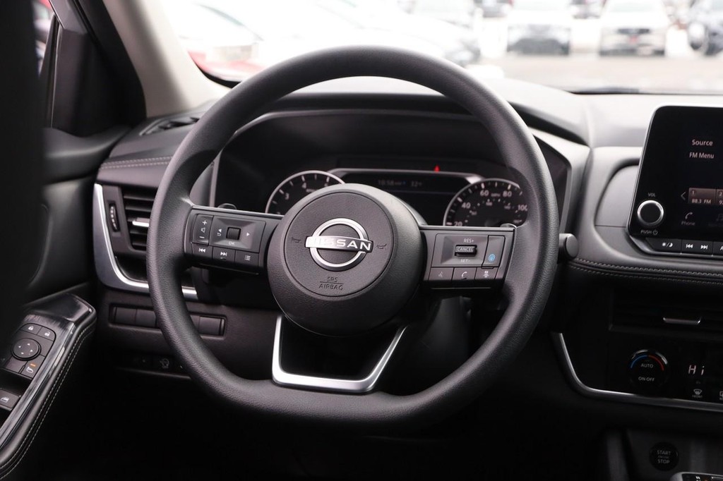 Nissan Rogue Vehicle Image 23