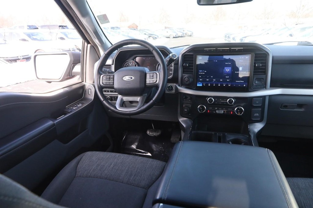 Ford F-150 Vehicle Full-screen Gallery Image 20
