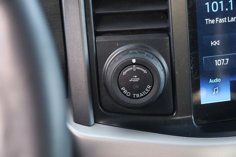 Ford F-150 Vehicle Image 14