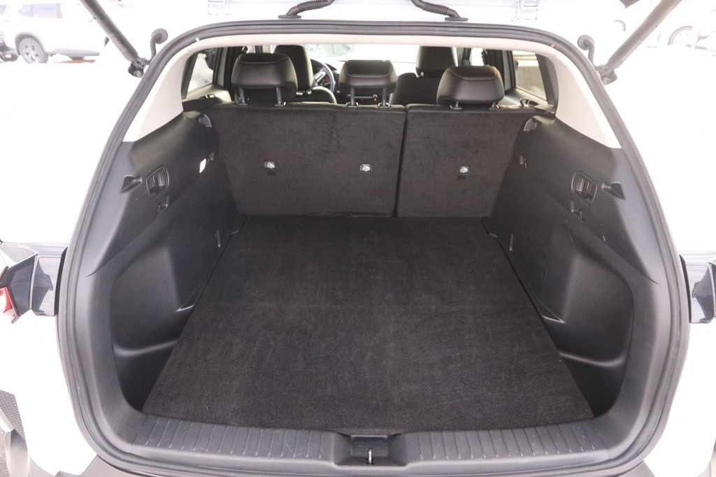 Mazda CX-50 Vehicle Image 07