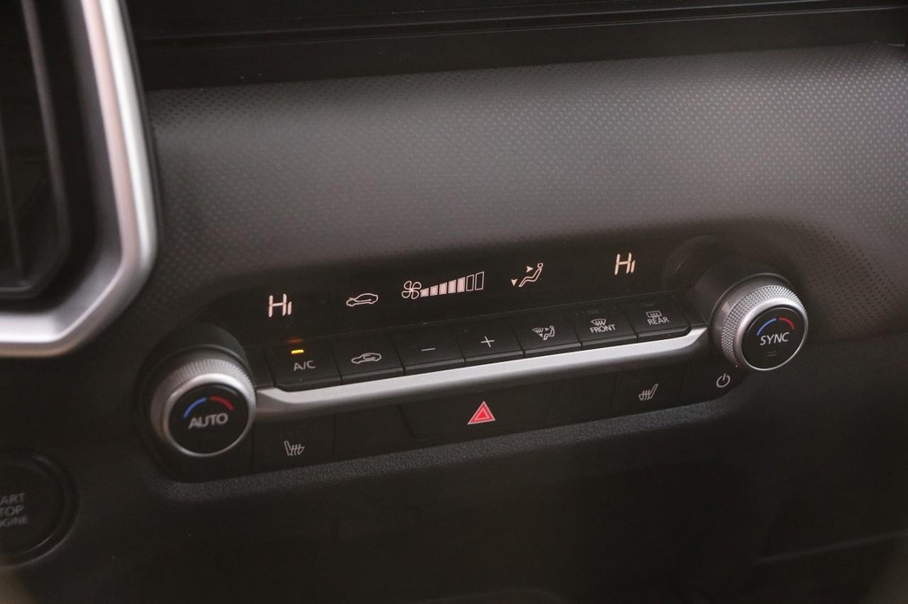 Mazda CX-50 Vehicle Image 17