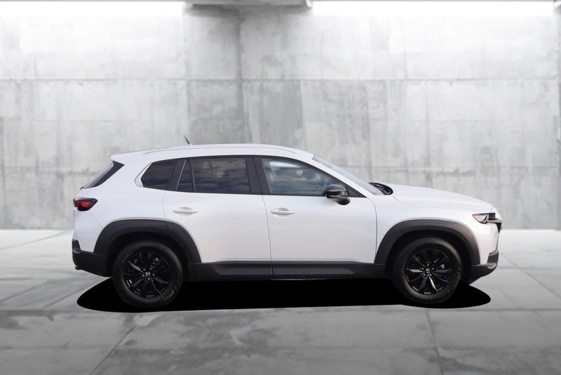 Mazda CX-50 Vehicle Image 05