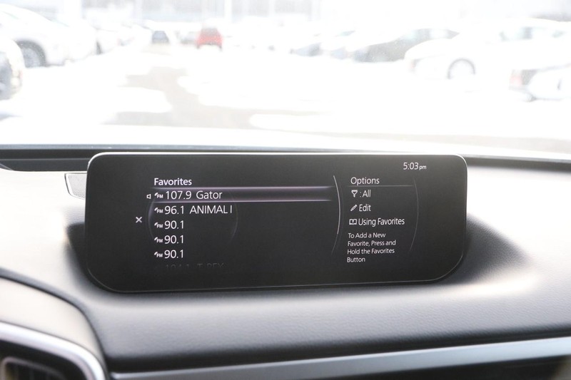 Mazda CX-50 Vehicle Image 15