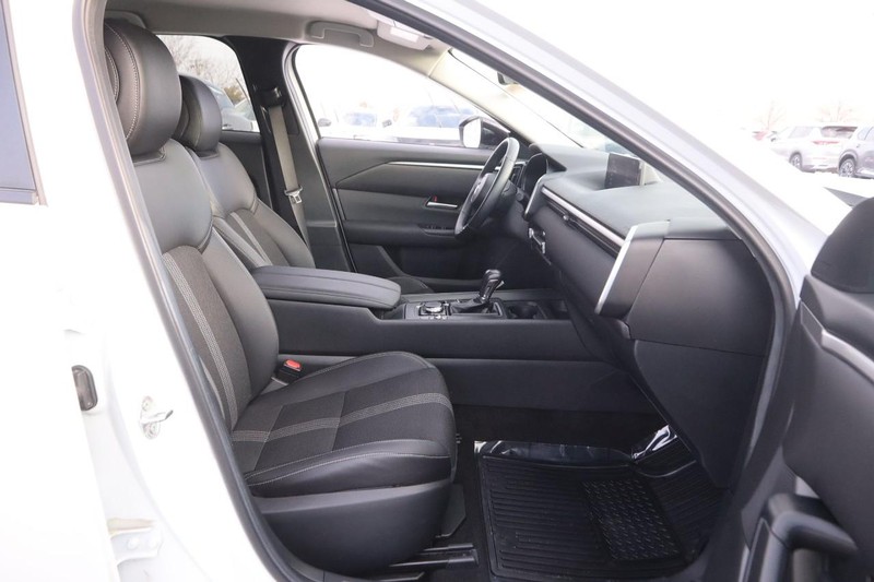 Mazda CX-50 Vehicle Image 24