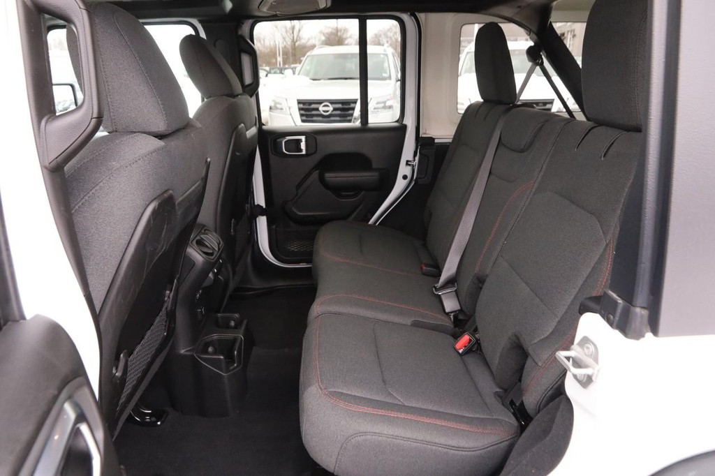 Jeep Wrangler Vehicle Image 09