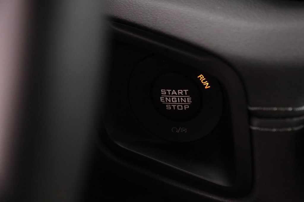 Jeep Wrangler Vehicle Image 14