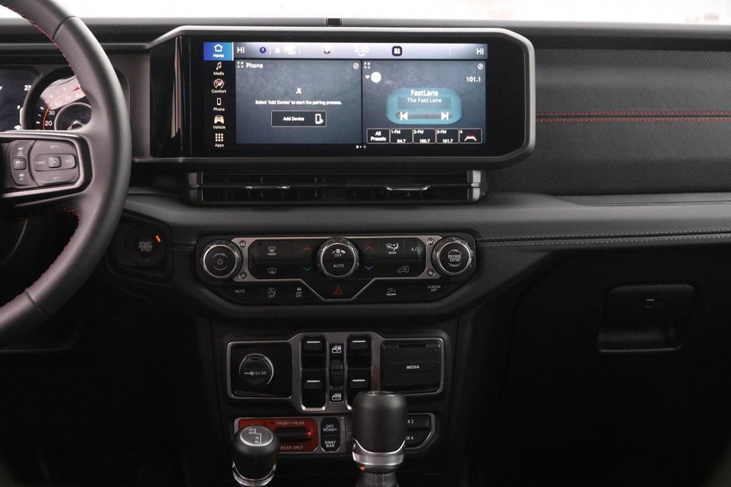 Jeep Wrangler Vehicle Image 24