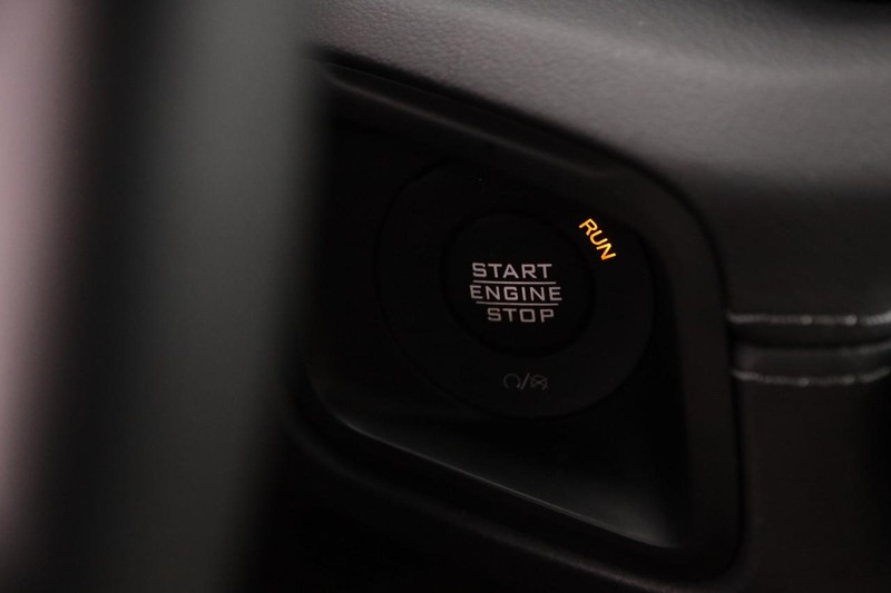 Jeep Wrangler Vehicle Image 14