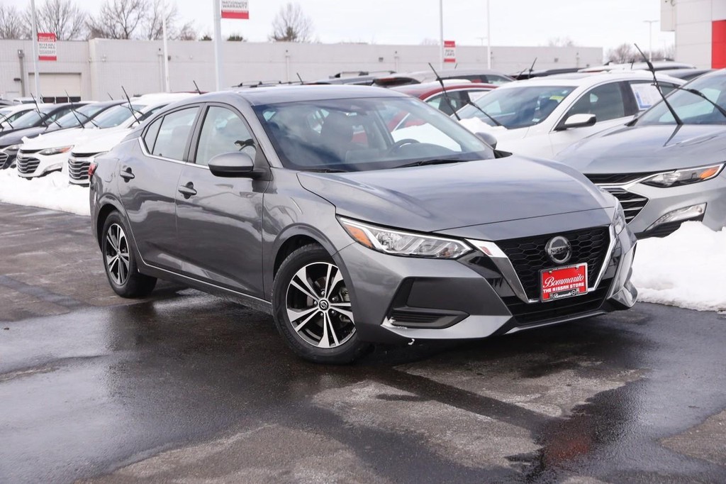 Nissan Sentra Vehicle Image 02