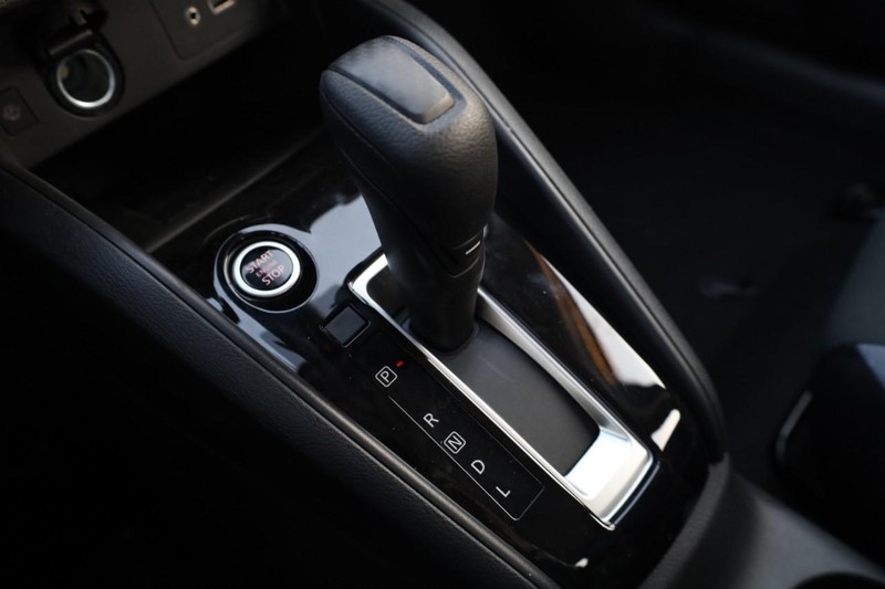 Nissan Versa Vehicle Image 14