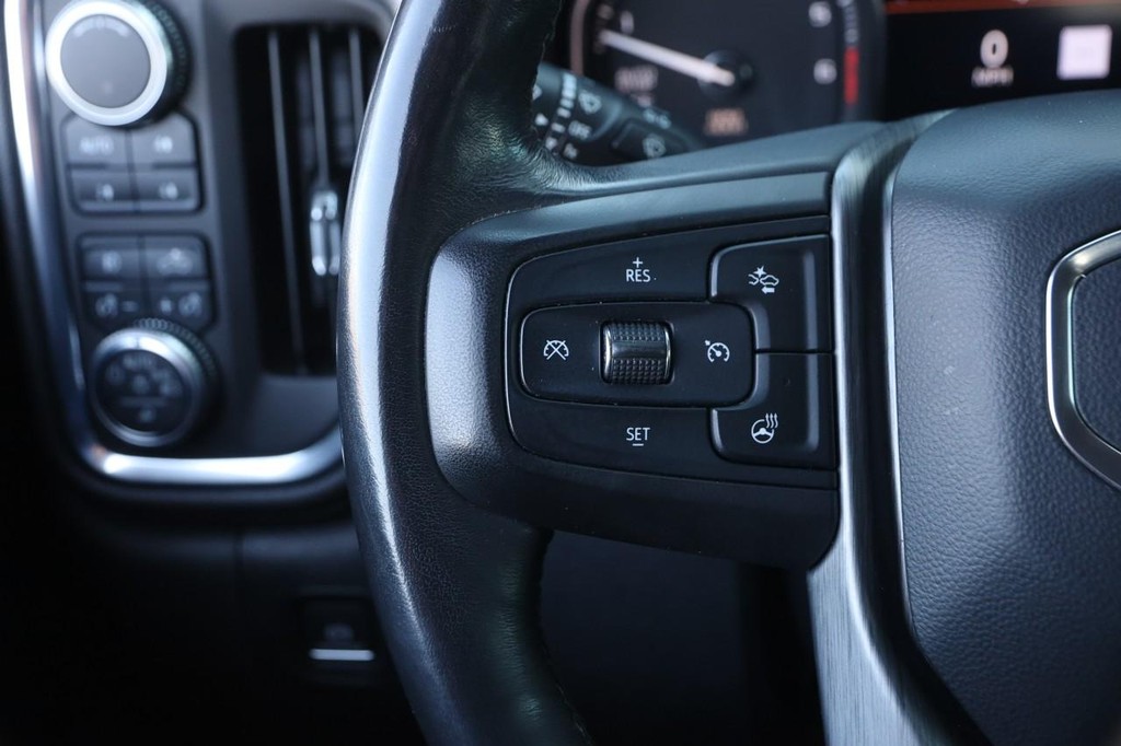 GMC Sierra 1500 Vehicle Image 11