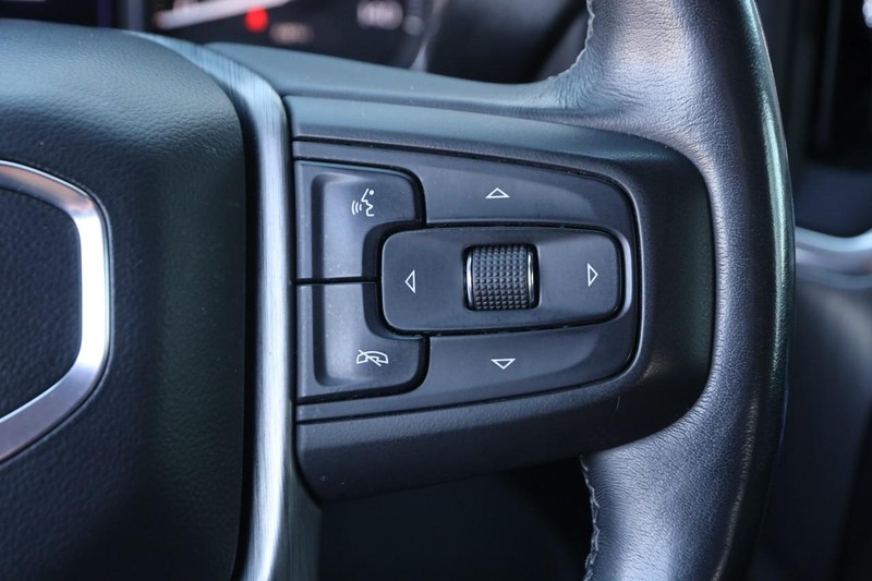 GMC Sierra 1500 Vehicle Image 12