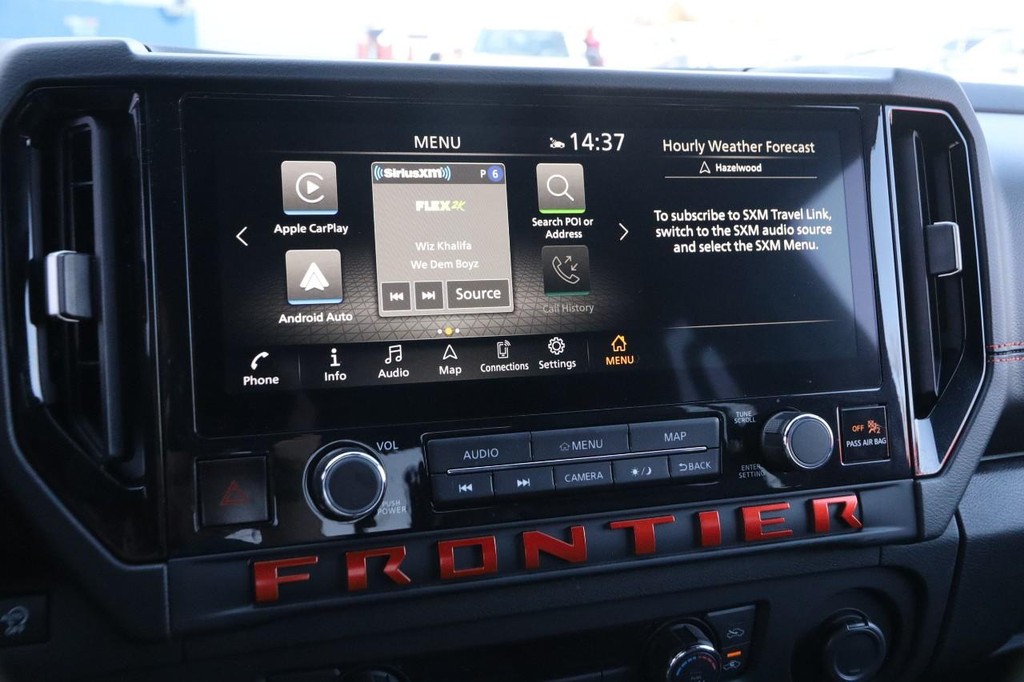 Nissan Frontier Vehicle Image 17