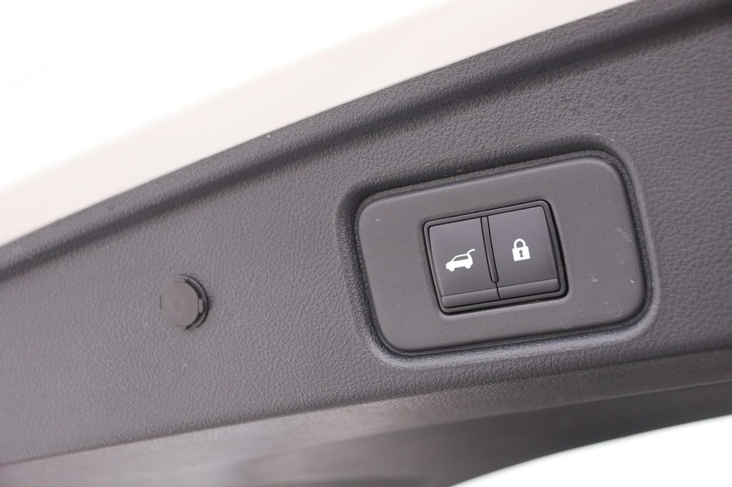 Nissan Pathfinder Vehicle Image 08