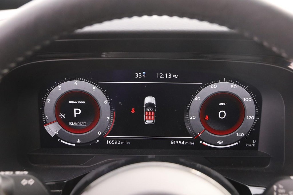 Nissan Pathfinder Vehicle Image 18