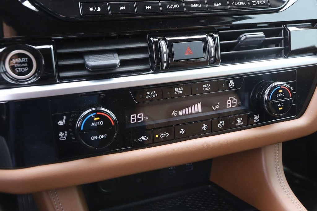 Nissan Pathfinder Vehicle Image 22