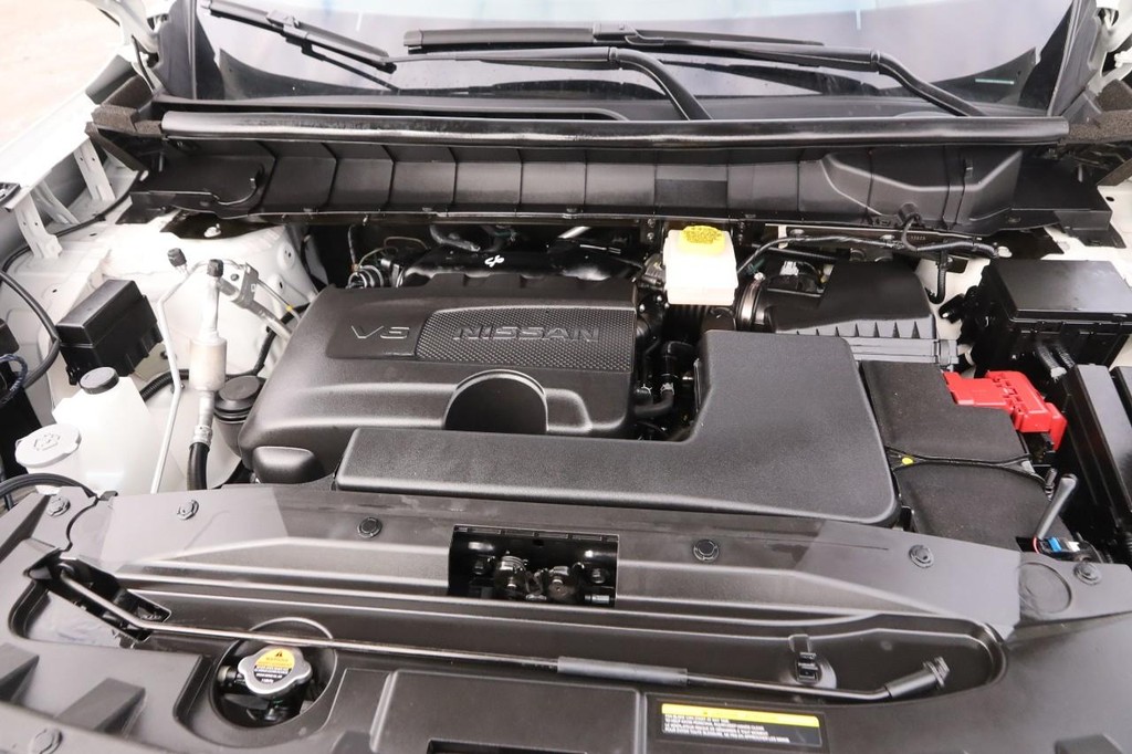 Nissan Pathfinder Vehicle Image 32