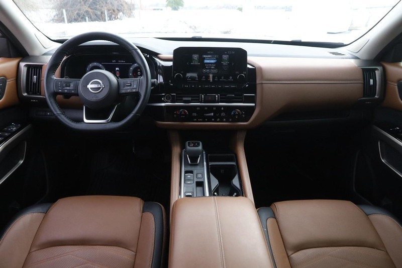 Nissan Pathfinder Vehicle Image 26