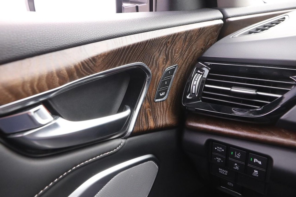 Acura RDX Vehicle Image 22