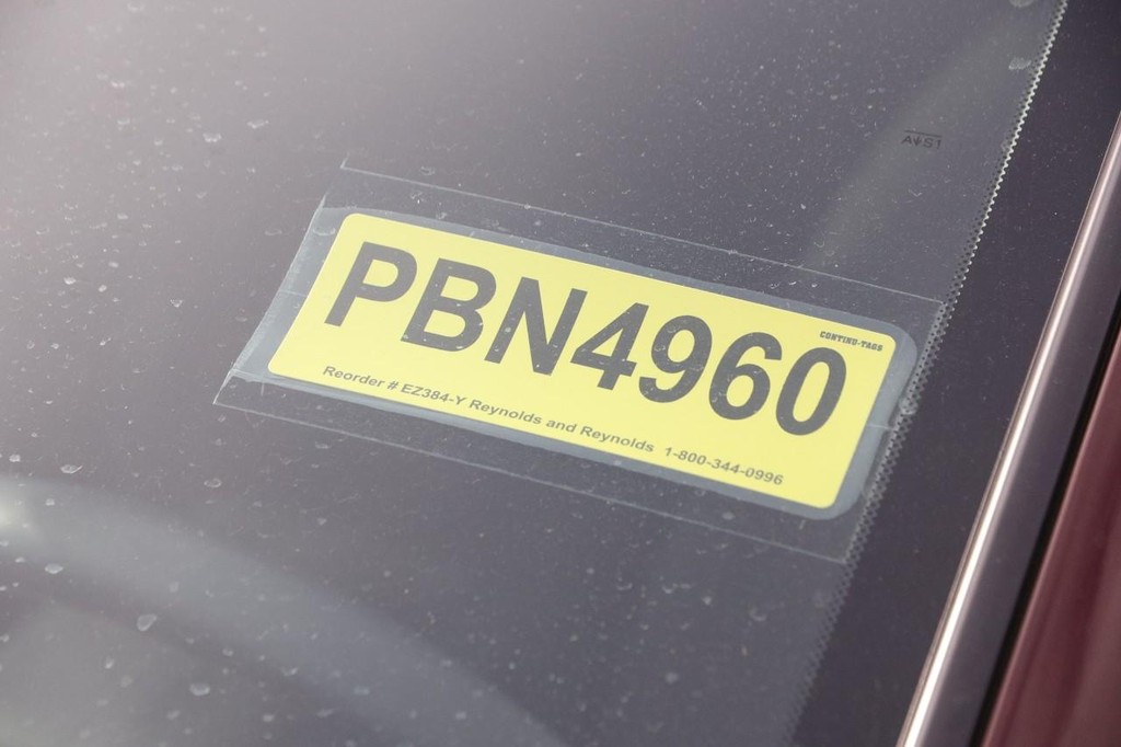 Nissan Altima Vehicle Image 28