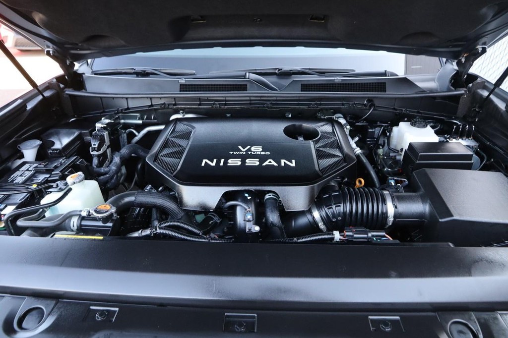 Nissan Armada Vehicle Image 29