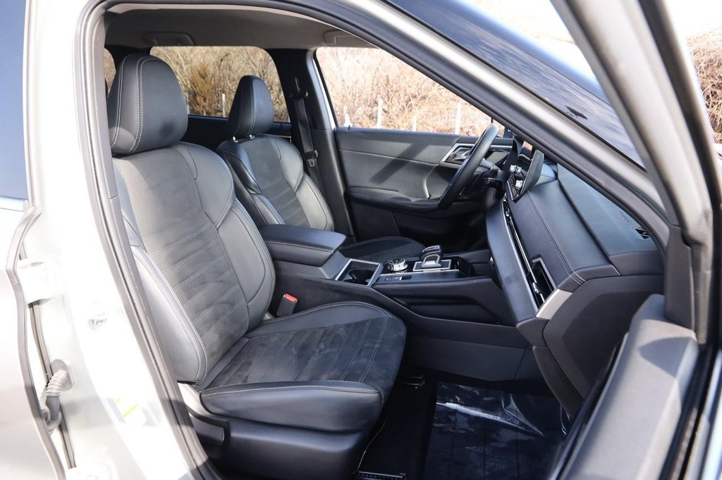 Mitsubishi Outlander Vehicle Image 26