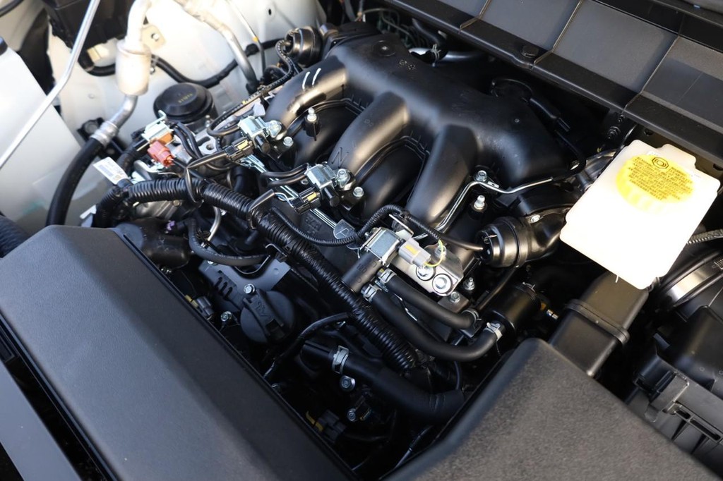 Nissan Pathfinder Vehicle Image 32