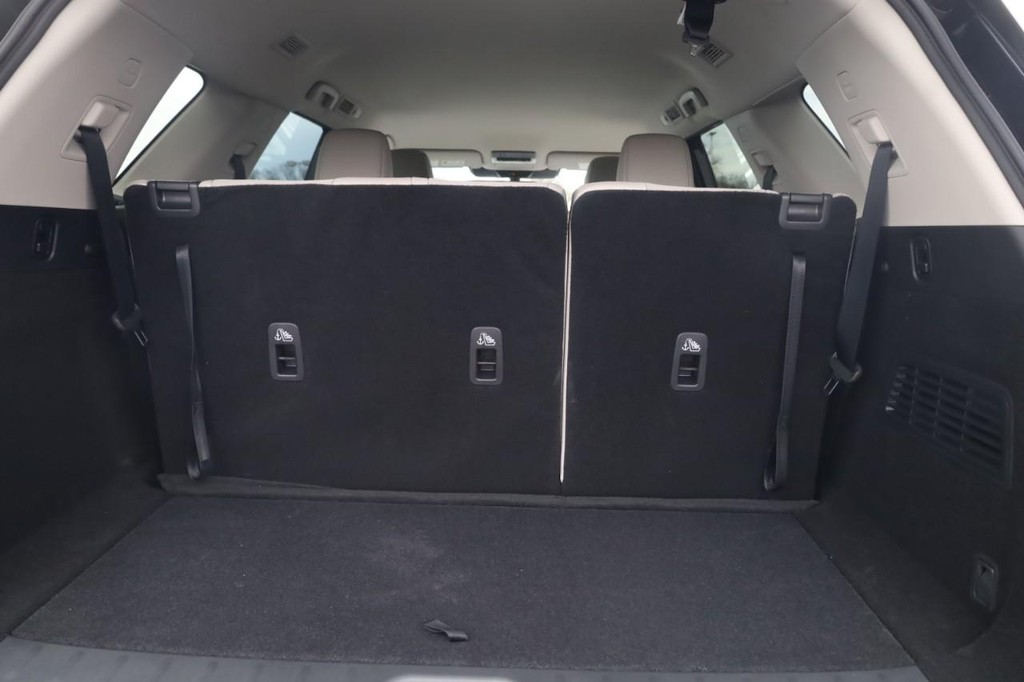 Nissan Pathfinder Vehicle Image 24