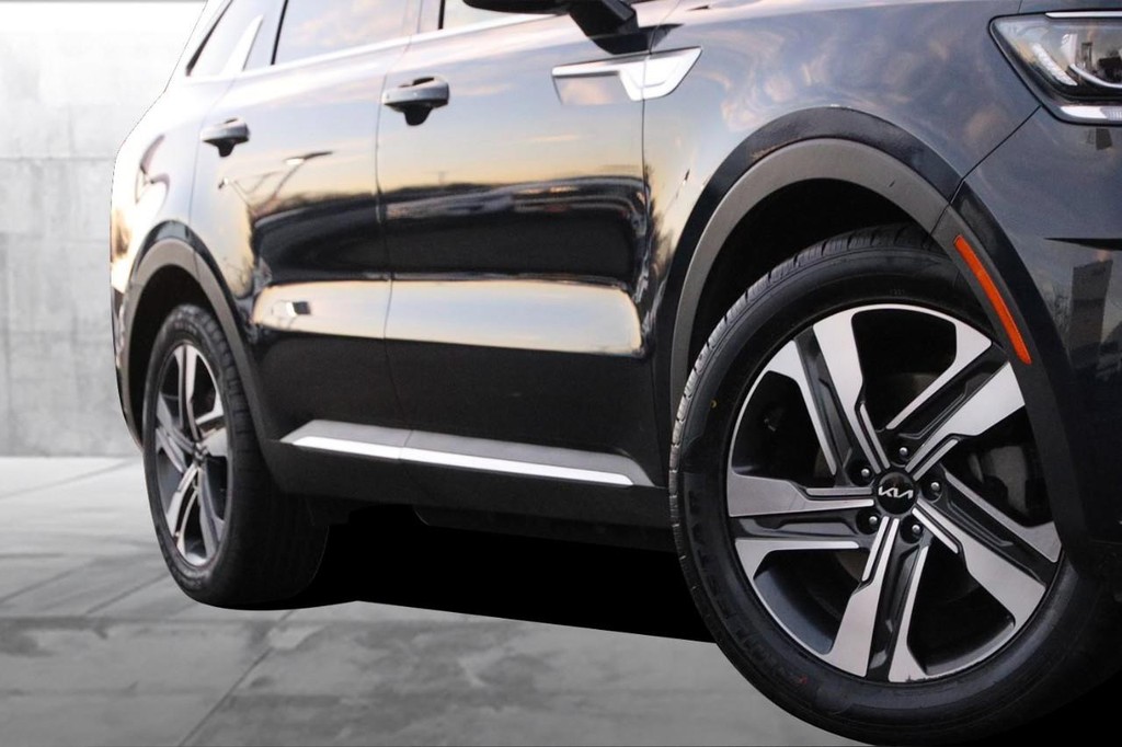 Kia Sorento Hybrid Vehicle Image 03