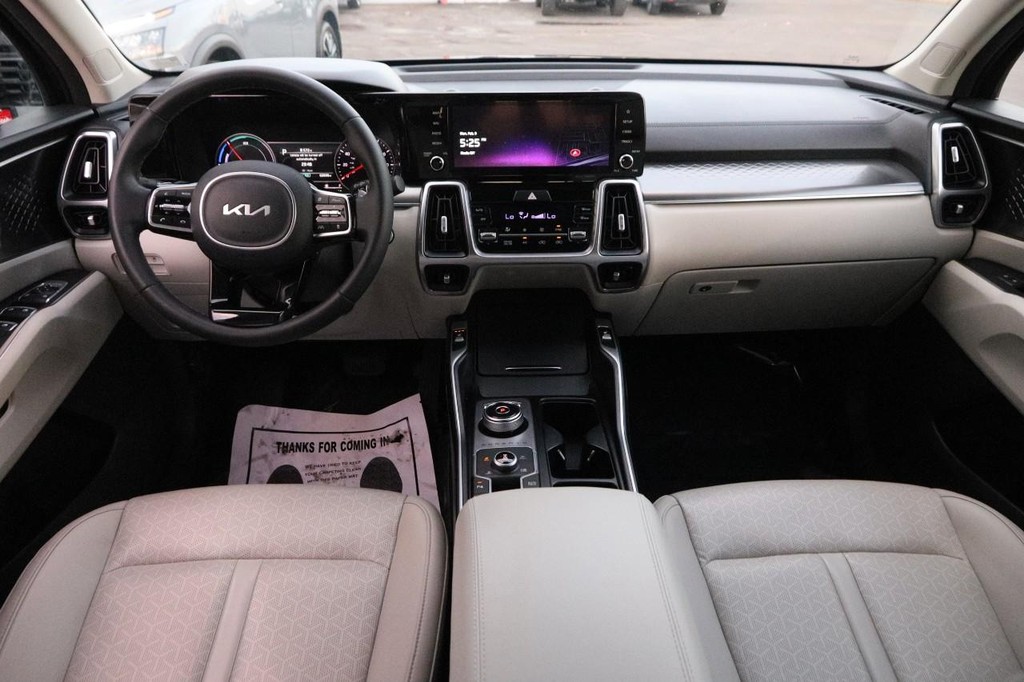 Kia Sorento Hybrid Vehicle Image 23