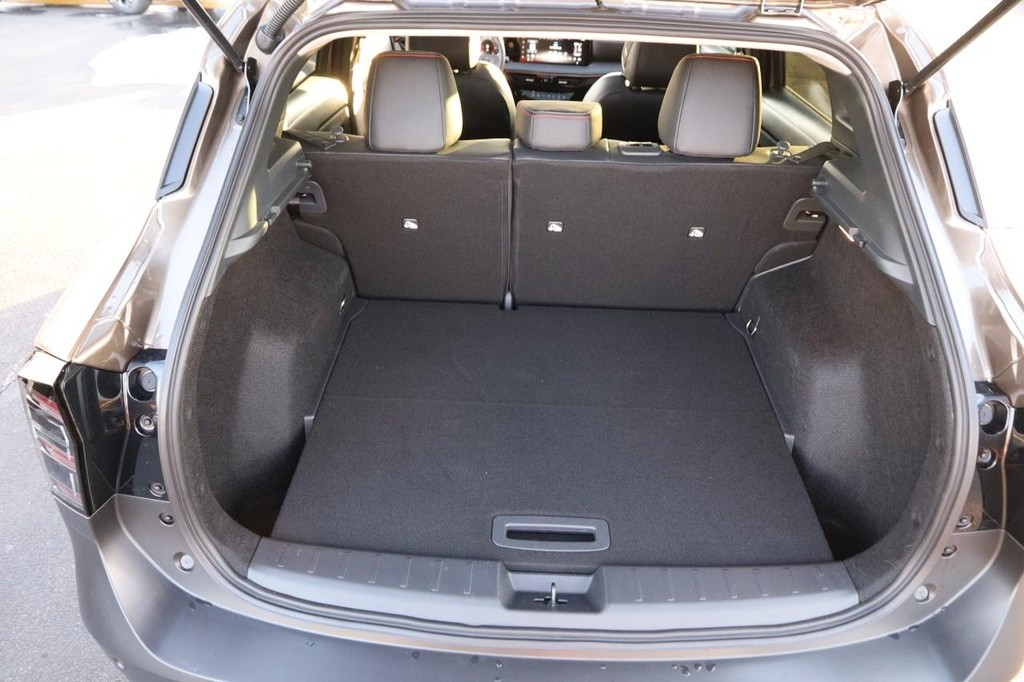 Nissan Kicks Vehicle Image 07